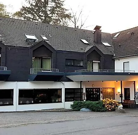 Haus Koppelberg فندق Wipperfürth