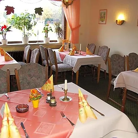 Haus Koppelberg فندق Wipperfürth